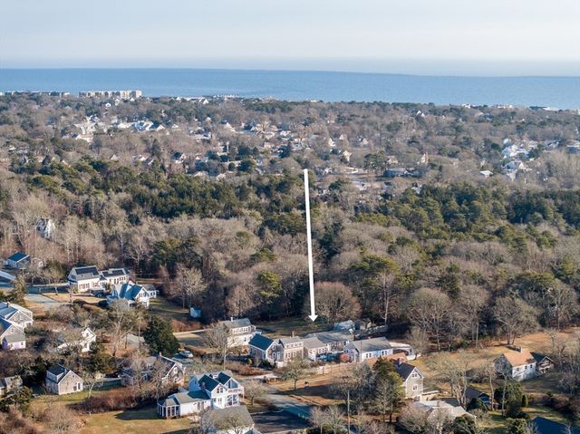 41 Center St, Dennis, MA 02639