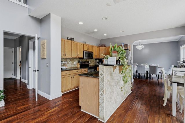 237 Adam Circle, Carver, MN 55315