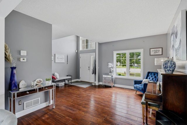 237 Adam Circle, Carver, MN 55315