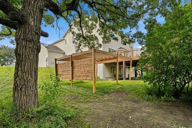 237 Adam Circle, Carver, MN 55315