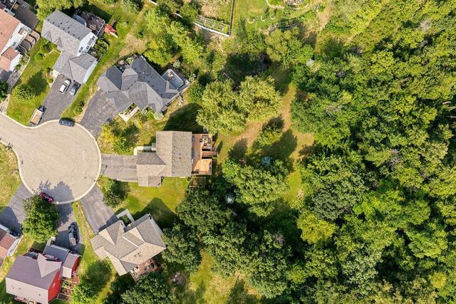 237 Adam Circle, Carver, MN 55315