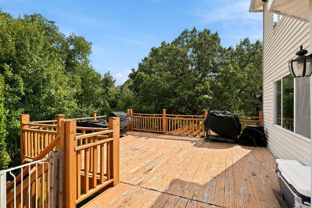 237 Adam Circle, Carver, MN 55315