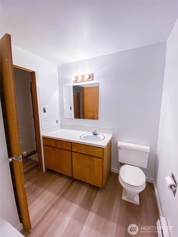 15645 42nd Avenue S, Tukwila, WA 98188