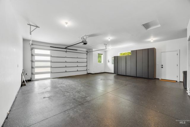 5274 N Cengotita Ln, Boise, ID 83703