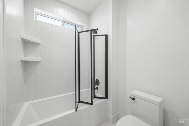 5274 N Cengotita Ln, Boise, ID 83703