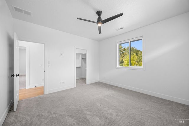 5274 N Cengotita Ln, Boise, ID 83703