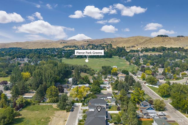 5274 N Cengotita Ln, Boise, ID 83703