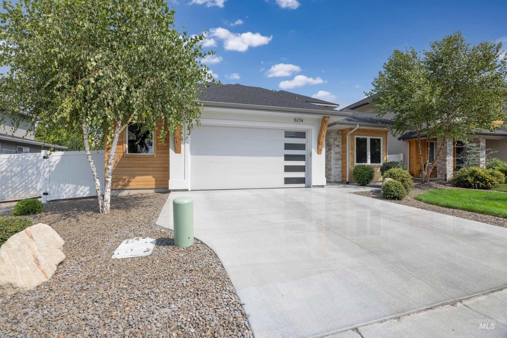 5274 N Cengotita Ln, Boise, ID 83703 photo 4