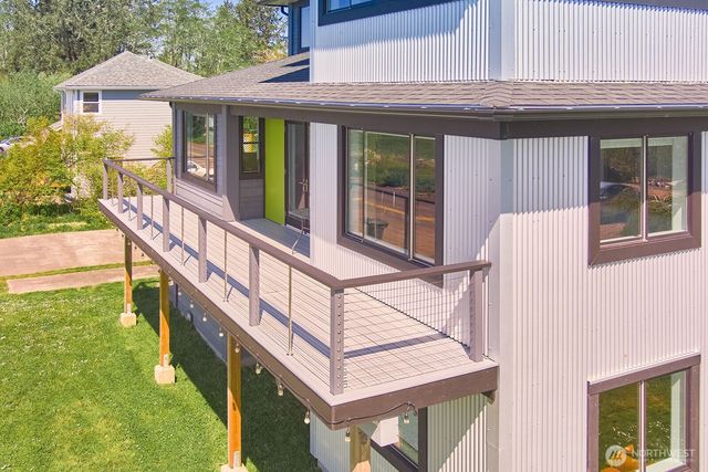 264 Stringtown Road, Ilwaco, WA 98624