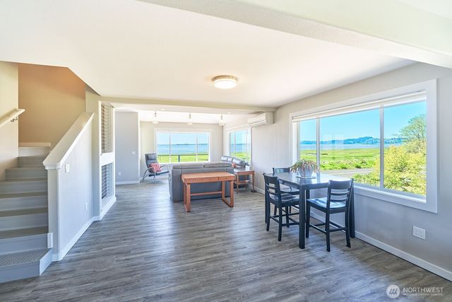 264 Stringtown Road, Ilwaco, WA 98624