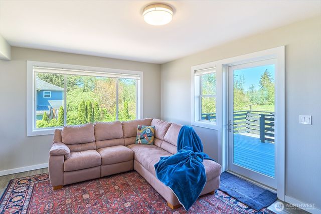 264 Stringtown Road, Ilwaco, WA 98624