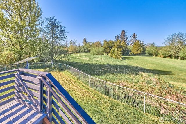 264 Stringtown Road, Ilwaco, WA 98624