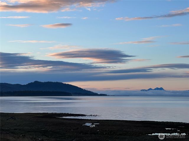 264 Stringtown Road, Ilwaco, WA 98624