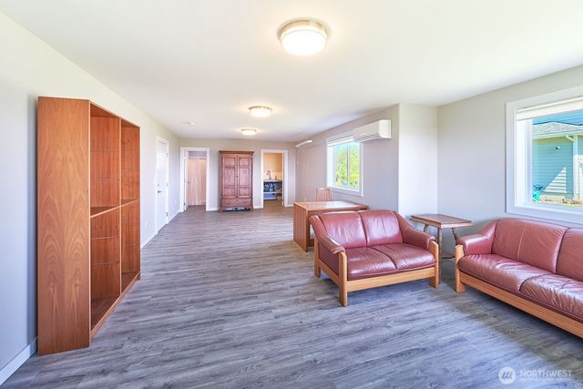 264 Stringtown Road, Ilwaco, WA 98624