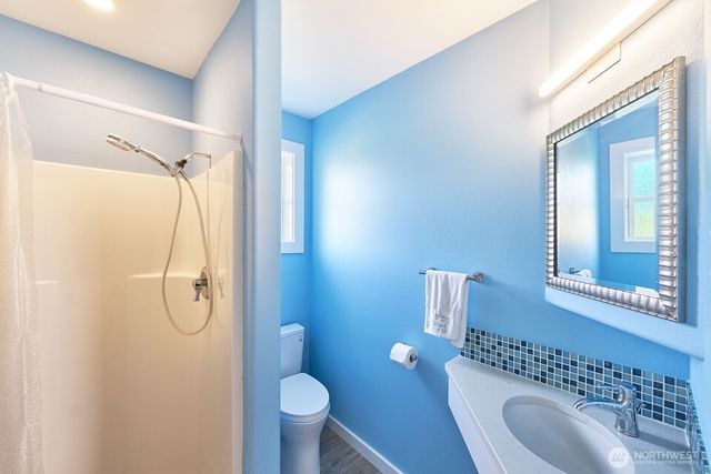 264 Stringtown Road, Ilwaco, WA 98624