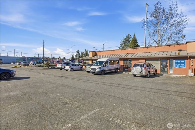 106 Central Avenue N, Kent, WA 98032