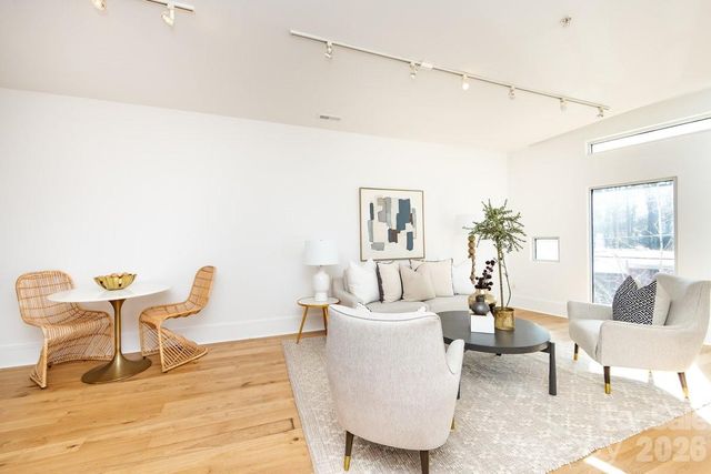 1600 Fulton Avenue 204, Charlotte, NC 28205