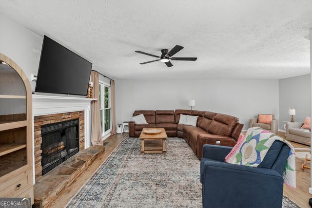 458 Coolsprings Trail, Woodstock, GA 30188