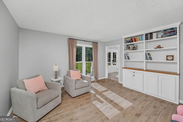 458 Coolsprings Trail, Woodstock, GA 30188