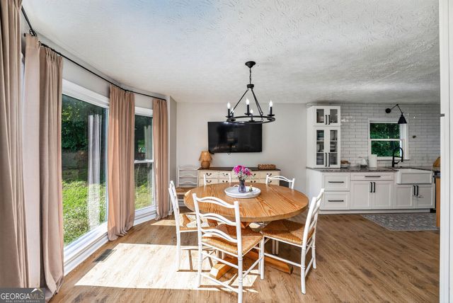 458 Coolsprings Trail, Woodstock, GA 30188