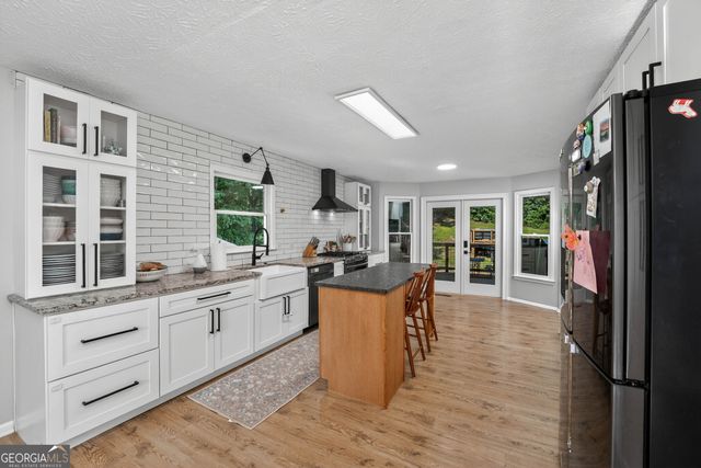 458 Coolsprings Trail, Woodstock, GA 30188