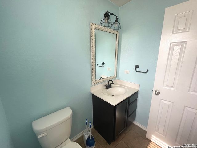 902 SUNDANCE HUNT, San Antonio, TX 78245
