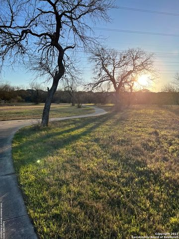 902 SUNDANCE HUNT, San Antonio, TX 78245