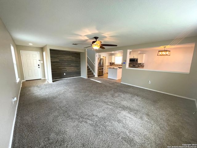 902 SUNDANCE HUNT, San Antonio, TX 78245