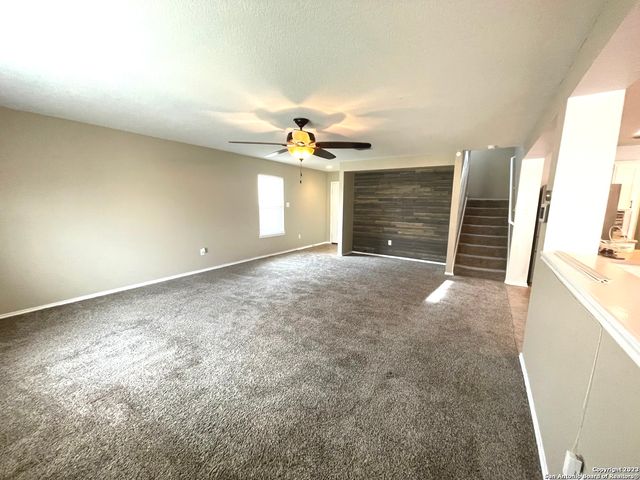 902 SUNDANCE HUNT, San Antonio, TX 78245
