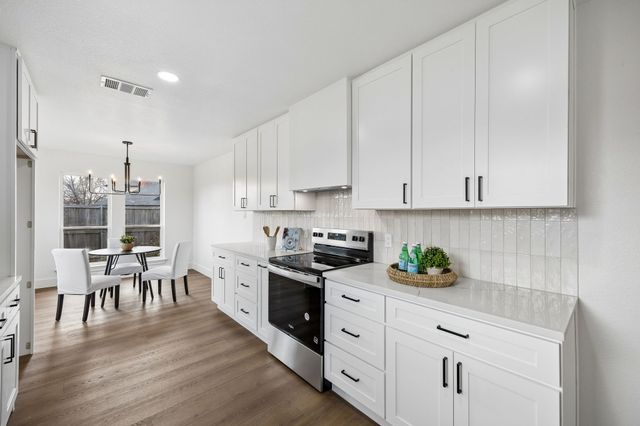 3401 Radcliffe Drive, Rowlett, TX 75088