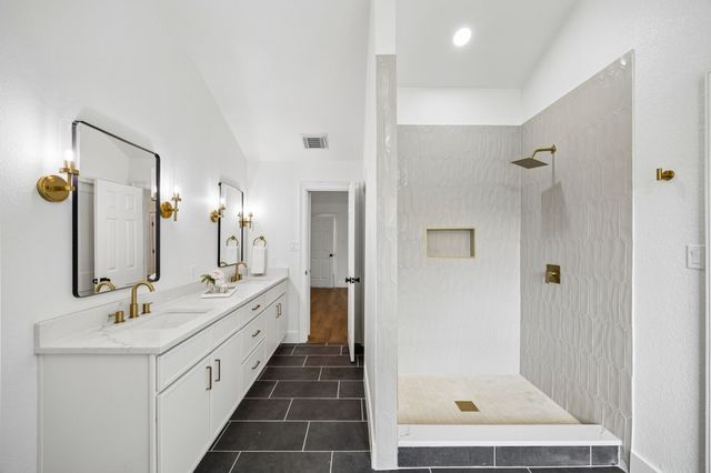 3401 Radcliffe Drive, Rowlett, TX 75088