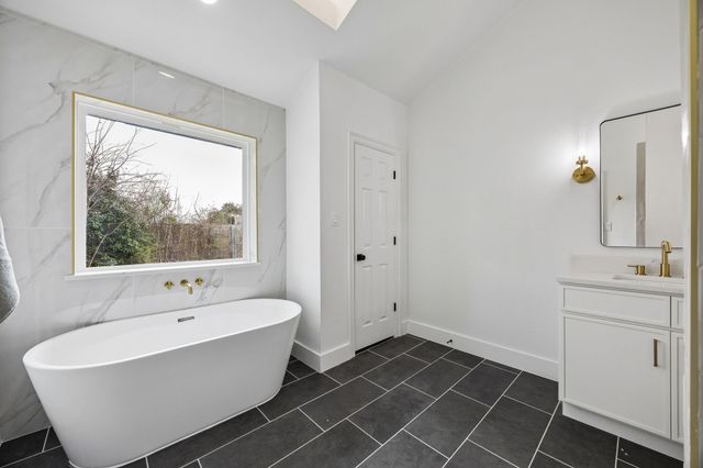 3401 Radcliffe Drive, Rowlett, TX 75088