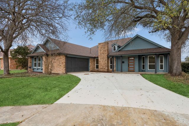 3401 Radcliffe Drive, Rowlett, TX 75088