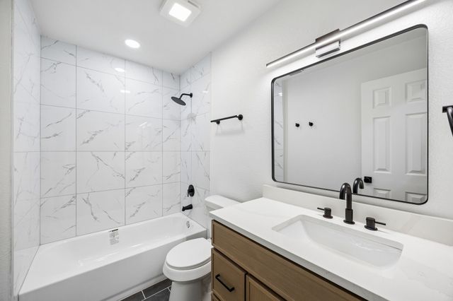 3401 Radcliffe Drive, Rowlett, TX 75088