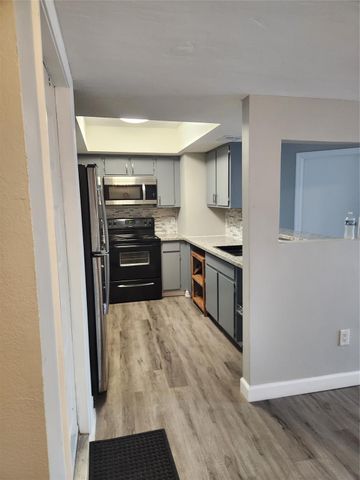 2818 S Bartell Drive 35, Houston, TX 77054