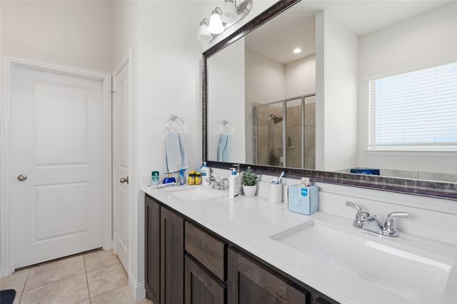 514 Kettlewood Court, Justin, TX 76247
