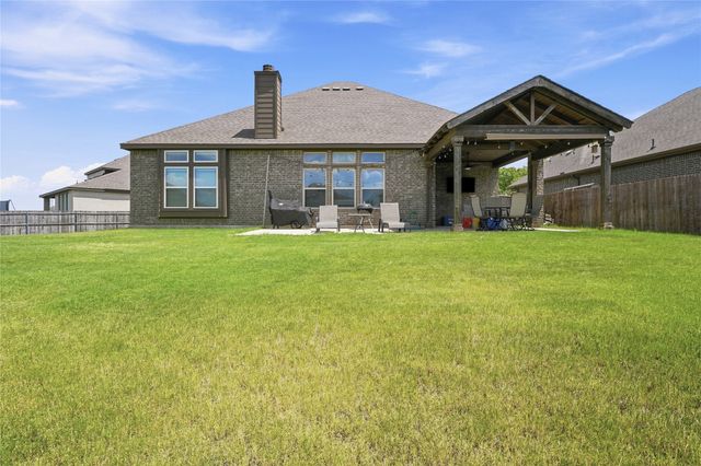 514 Kettlewood Court, Justin, TX 76247