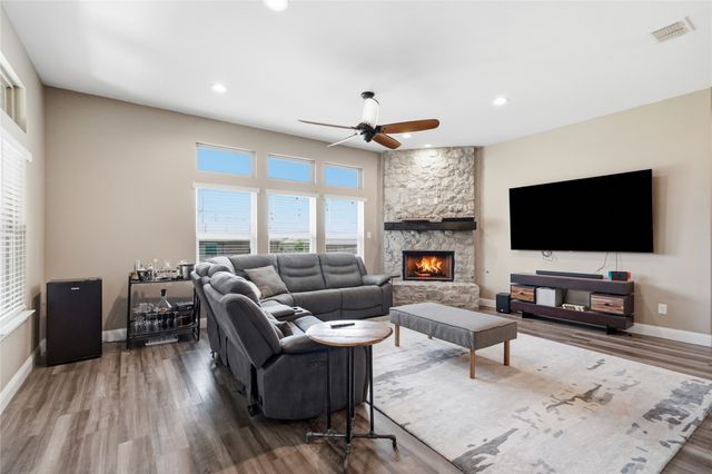 514 Kettlewood Court, Justin, TX 76247
