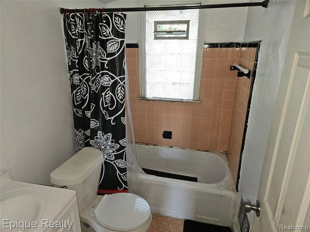 19392 Justine Street, Detroit, MI 48234