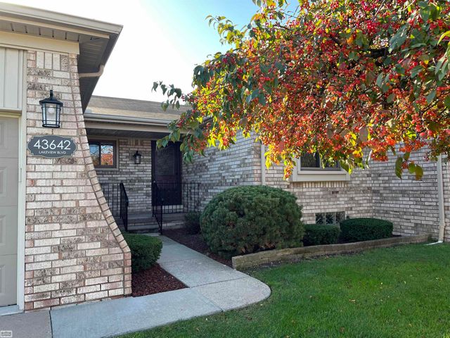 43642 Lakeview Boulevard, Sterling Heights, MI 48313