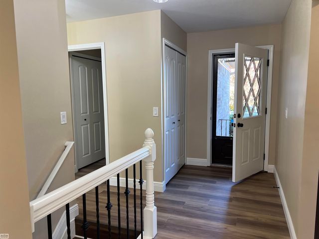 43642 Lakeview Boulevard, Sterling Heights, MI 48313