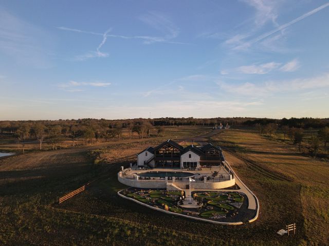 422 HARBORSIDE Terrace, Windom, TX 75492