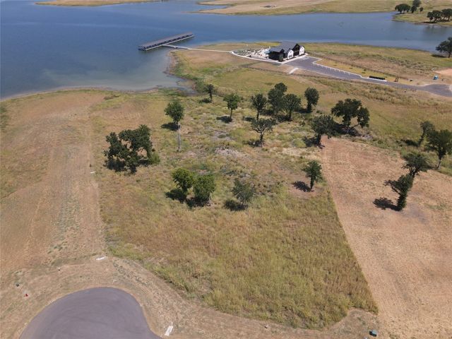 422 HARBORSIDE Terrace, Windom, TX 75492