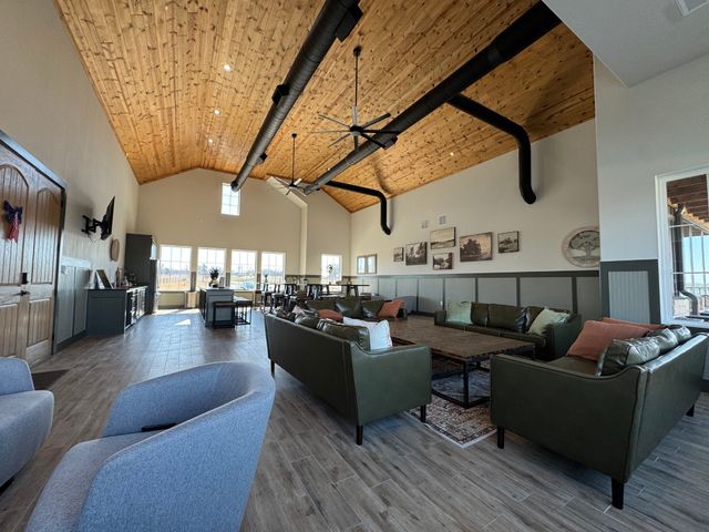 422 HARBORSIDE Terrace, Windom, TX 75492