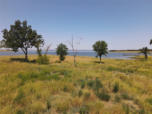 422 HARBORSIDE Terrace, Windom, TX 75492
