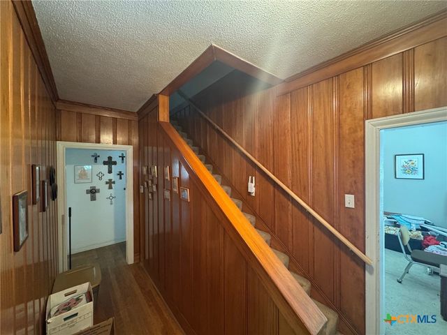 708 East 10th, Cameron, TX 76570