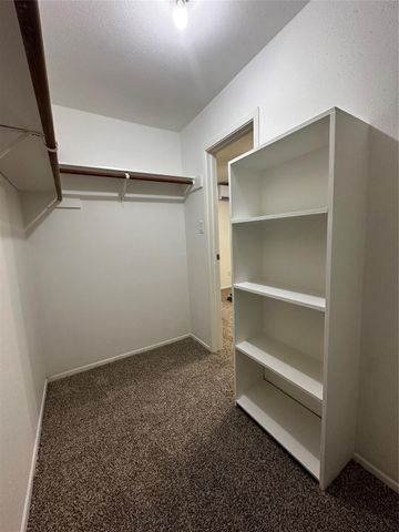 7600 Emmett F Lowry Expressway 205, Texas City, TX 77591