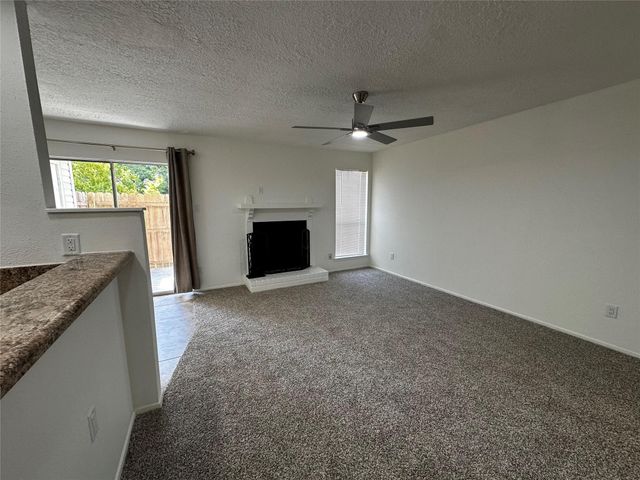 7600 Emmett F Lowry Expressway 205, Texas City, TX 77591
