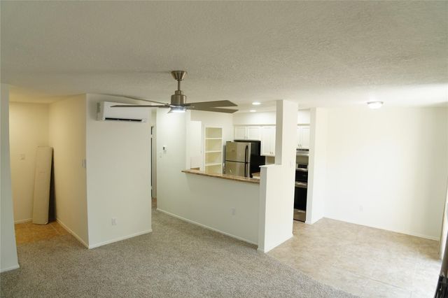 7600 Emmett F Lowry Expressway 205, Texas City, TX 77591