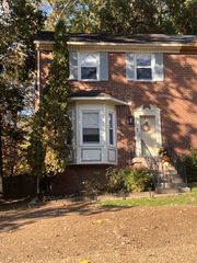 3250 Priest Woods Dr, Nashville, TN 37214